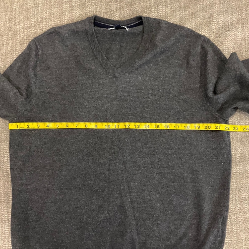Club Room Mens Merino Wool Pullover Grey V-Neck Sweater Preppy‎ Quiet Luxury XL - Picture 6 of 6